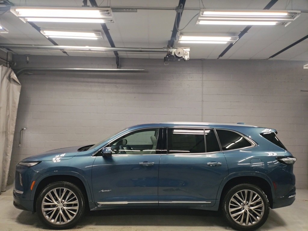 New 2026 Buick Enclave Avenir w/ Super Cruise Package image 18