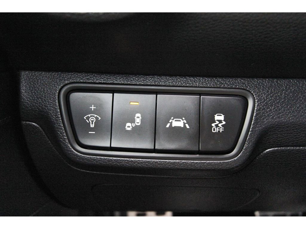 Used 2021 Kia Forte GT-Line image 23