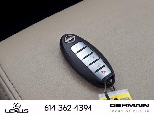 Used 2022 Nissan Armada SL w/ Captain's Chairs Package AWD/4WD image 38