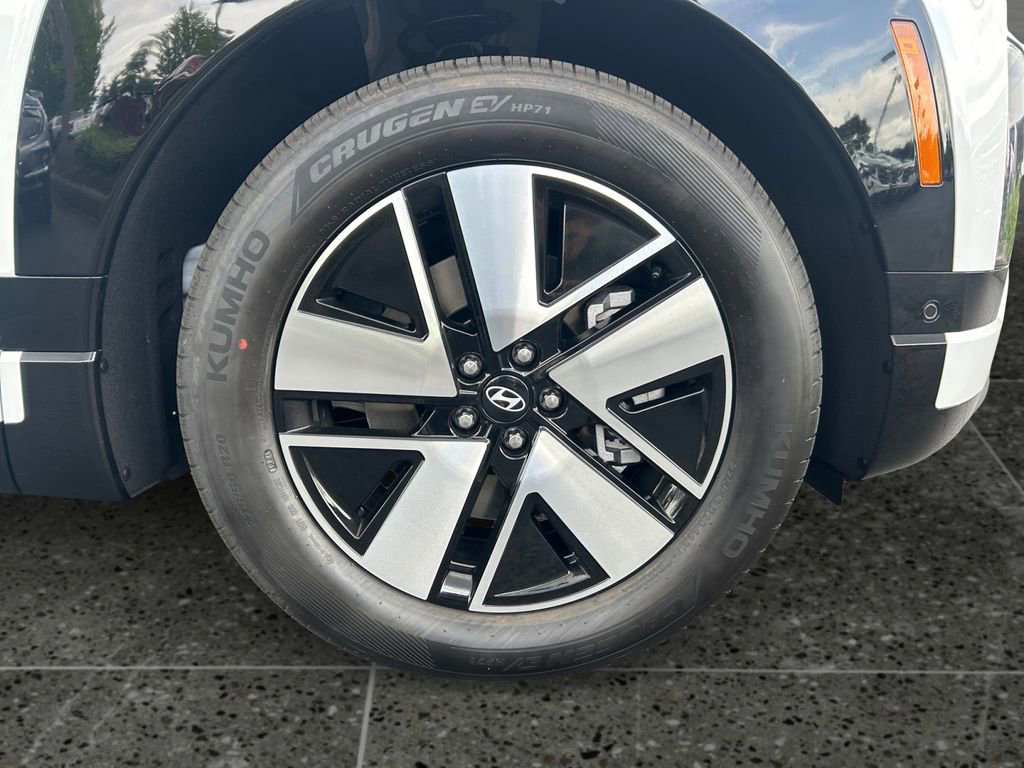 New 2026 Hyundai Ioniq 9 SEL image 9