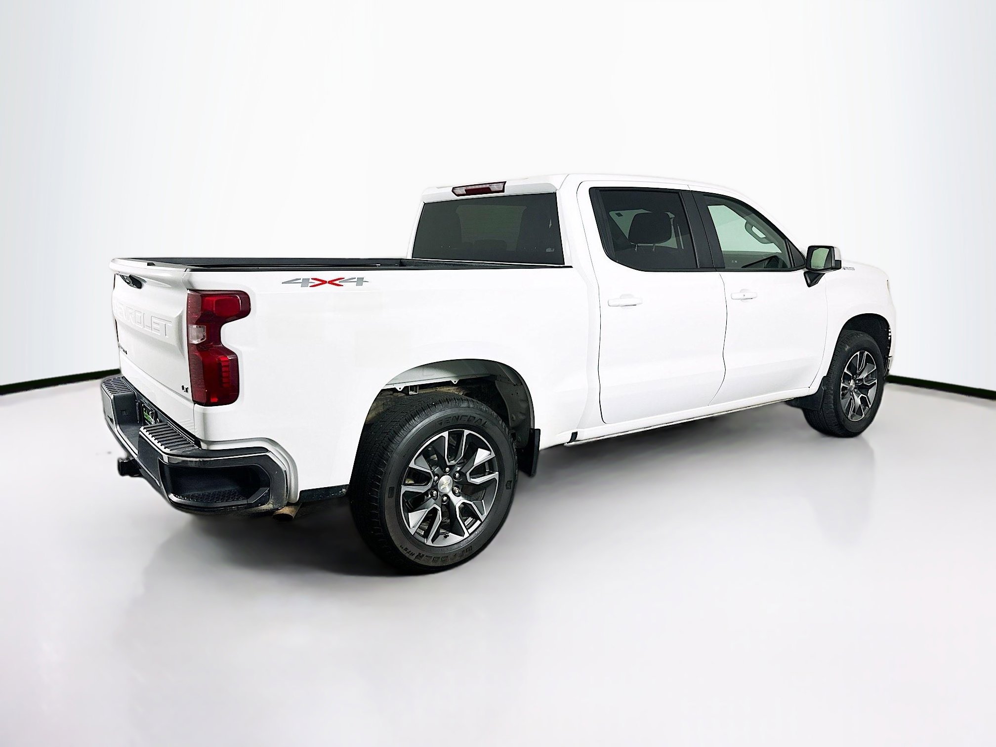 Used 2022 Chevrolet Silverado 1500 LT image 9