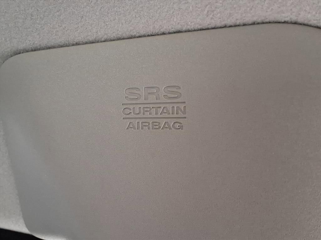 Used 2021 Nissan Frontier SV w/ SV Utility Package image 26