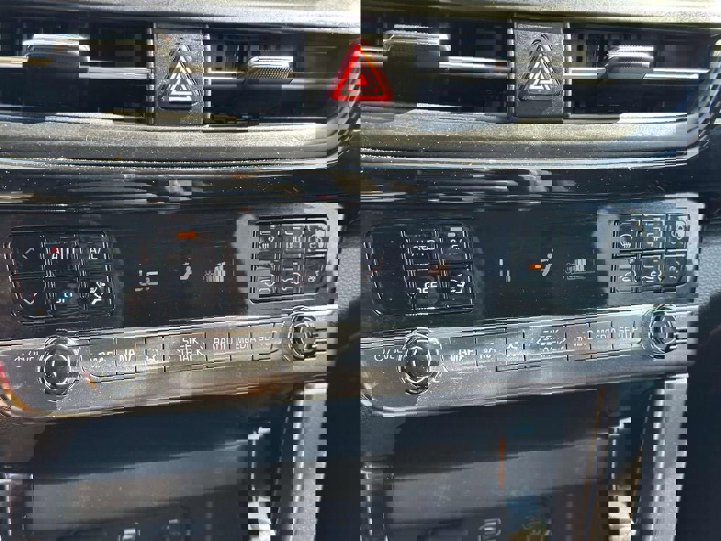 Certified 2025 Kia Seltos S AWD/4WD image 22