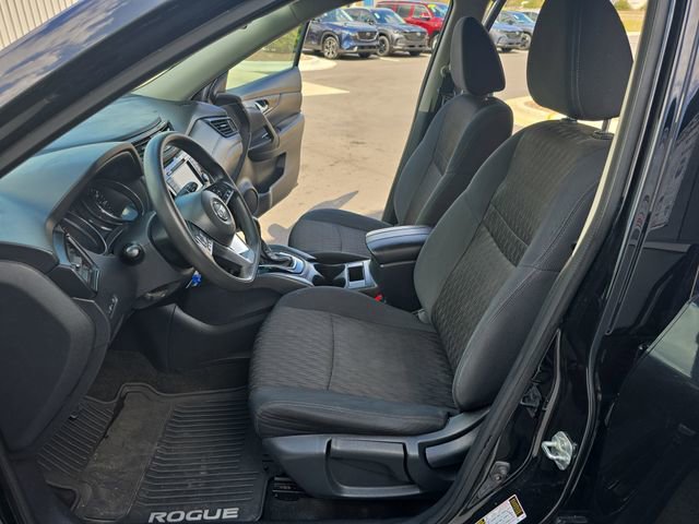Used 2018 Nissan Rogue S image 12