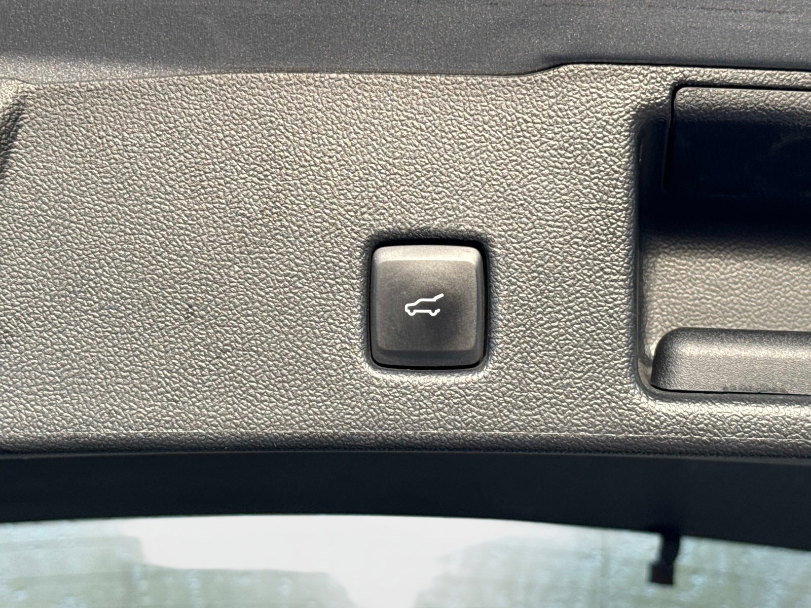 Used 2023 Ford Escape ST-Line image 13