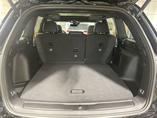 New 2026 Jeep Grand Cherokee Limited w/ Luxury Tech Group II image 24