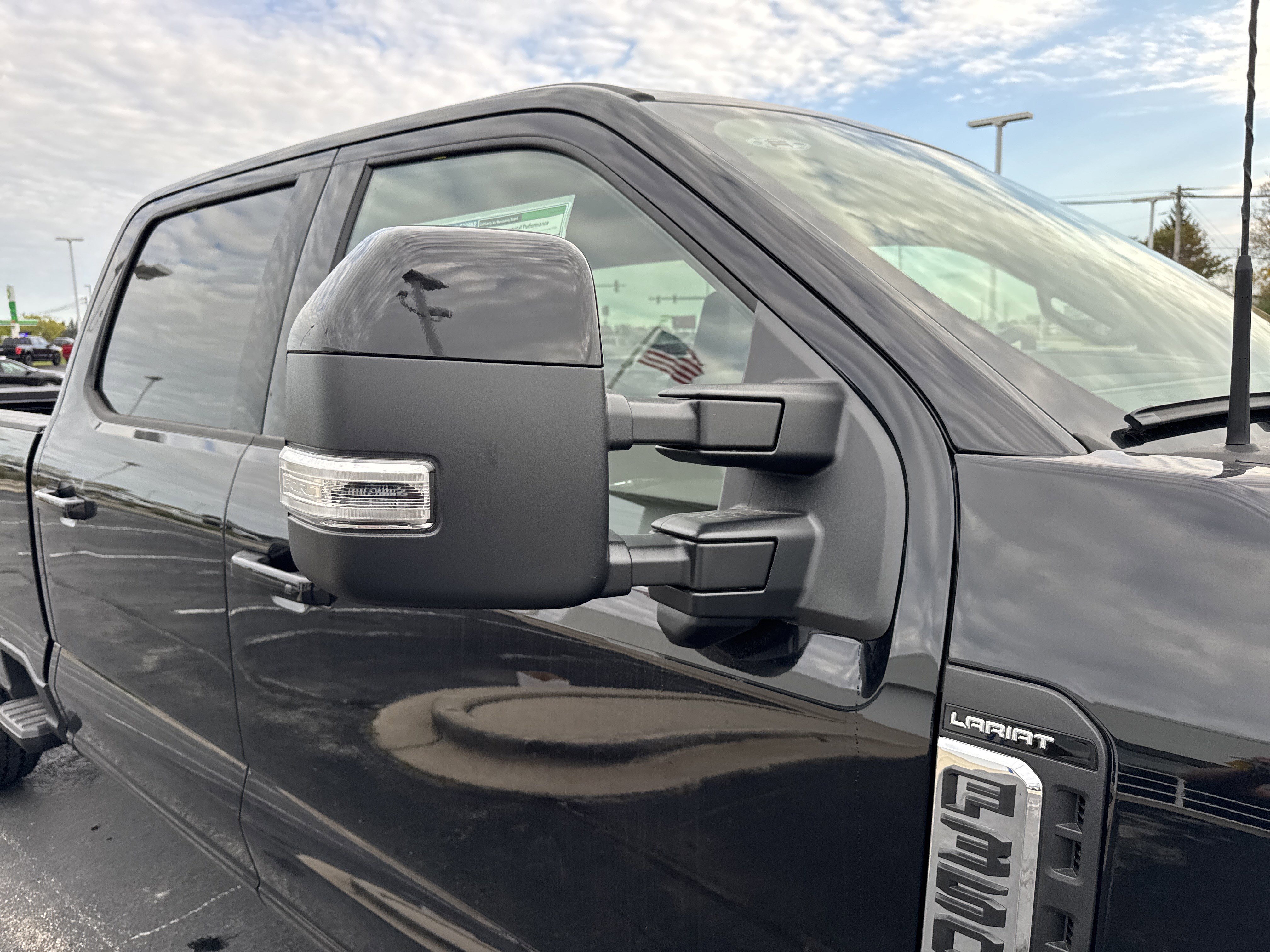 New 2026 Ford F350 Lariat w/ FX4 Off-Road Package image 8