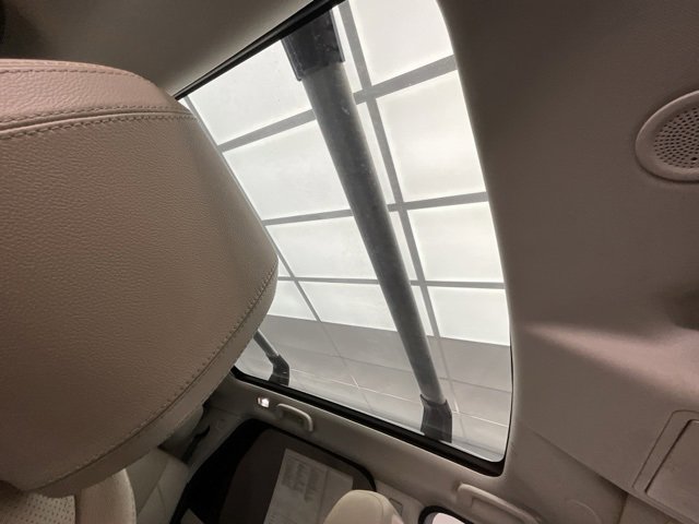 Used 2021 Land Rover Discovery Sport SE image 6