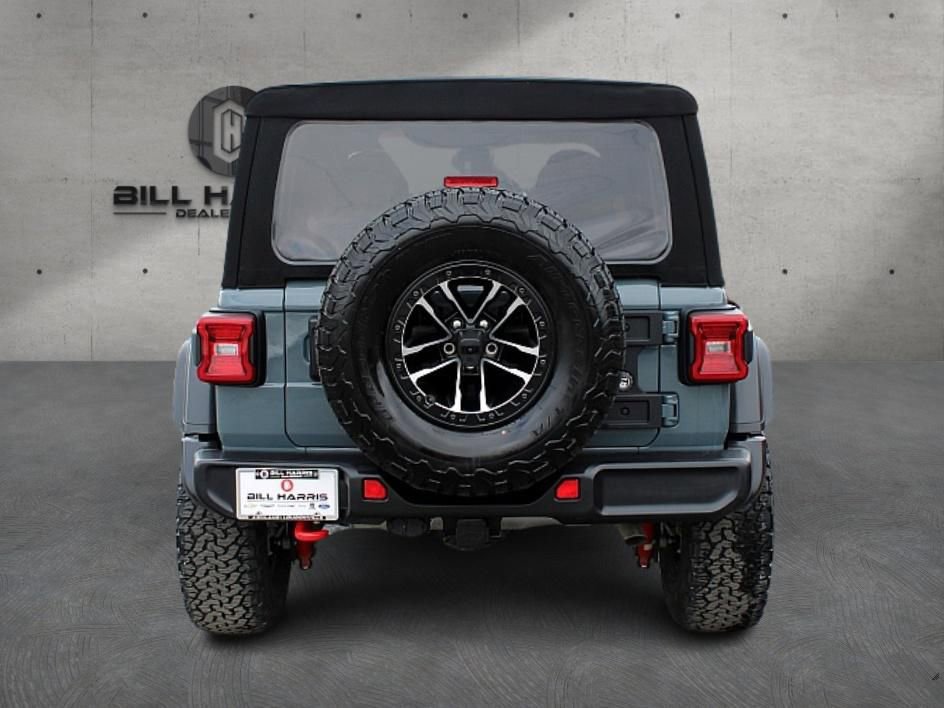 Used 2024 Jeep Wrangler Unlimited Rubicon w/ XTREMEE 35" Tire Package image 5