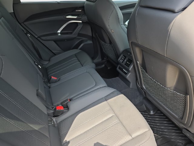 Used 2025 Audi Q5 Premium Plus w/ Premium Plus AWD/4WD image 13