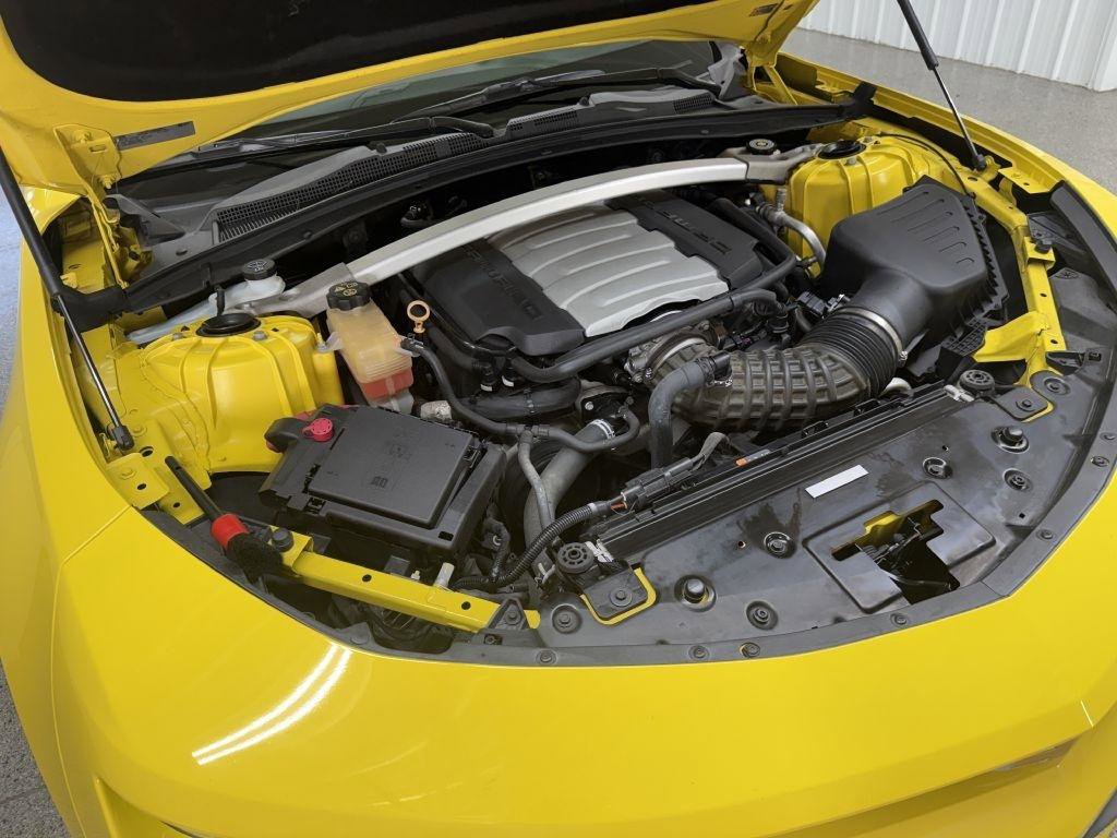 Used 2017 Chevrolet Camaro SS image 37