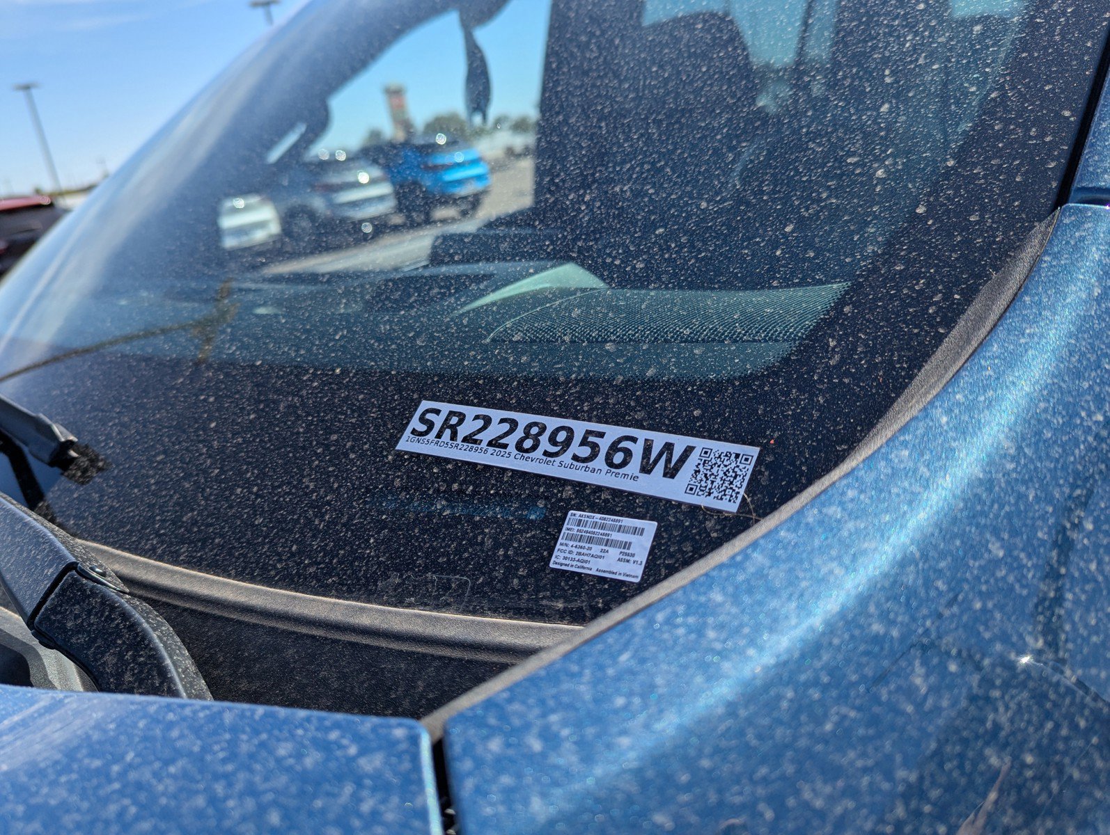 Certified 2025 Chevrolet Suburban Premier image 32