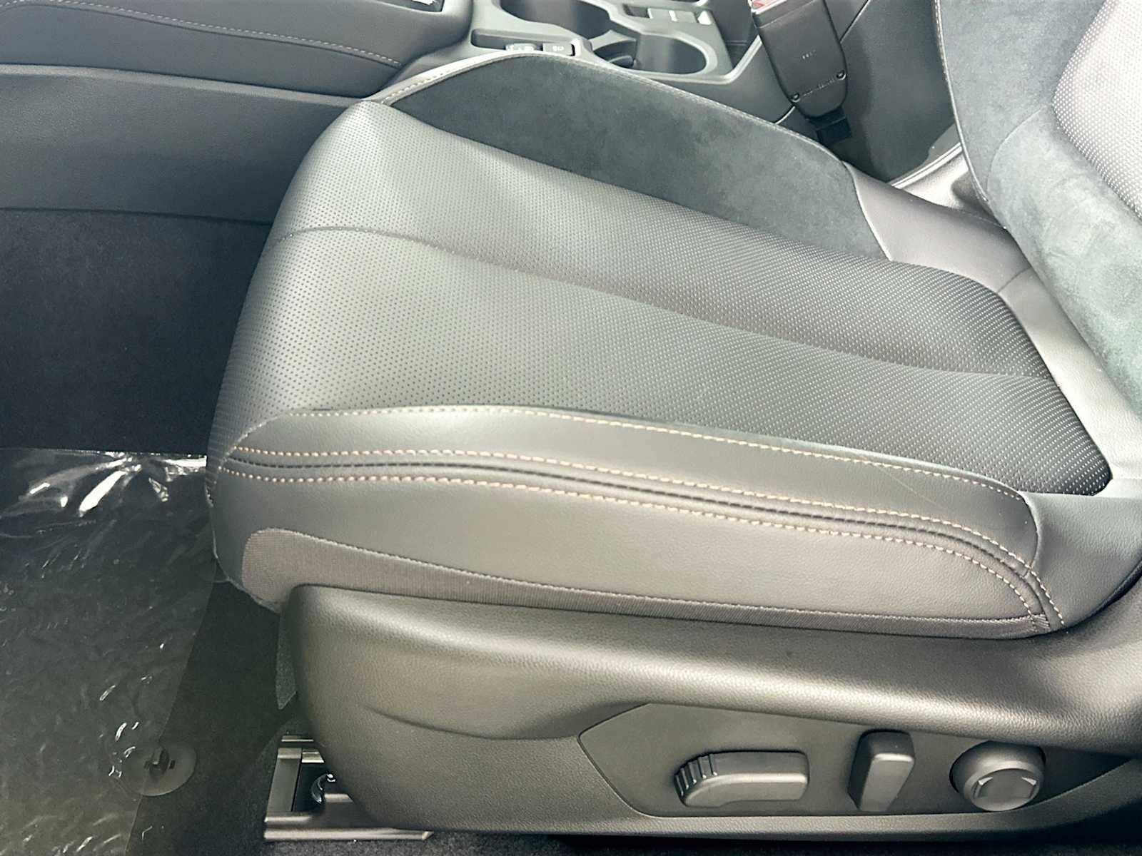 New 2025 Subaru Forester Touring image 18