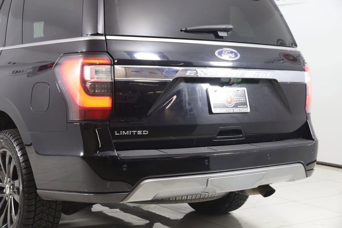 Used 2019 Ford Expedition Limited image 24