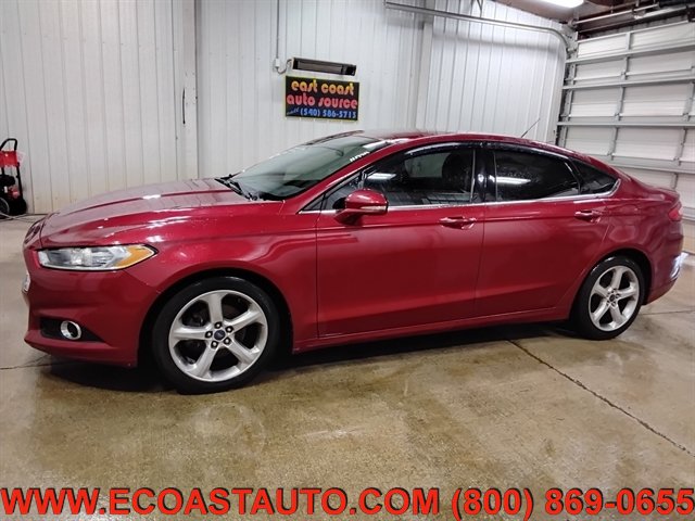 Used 2015 Ford Fusion SE FWD image 5