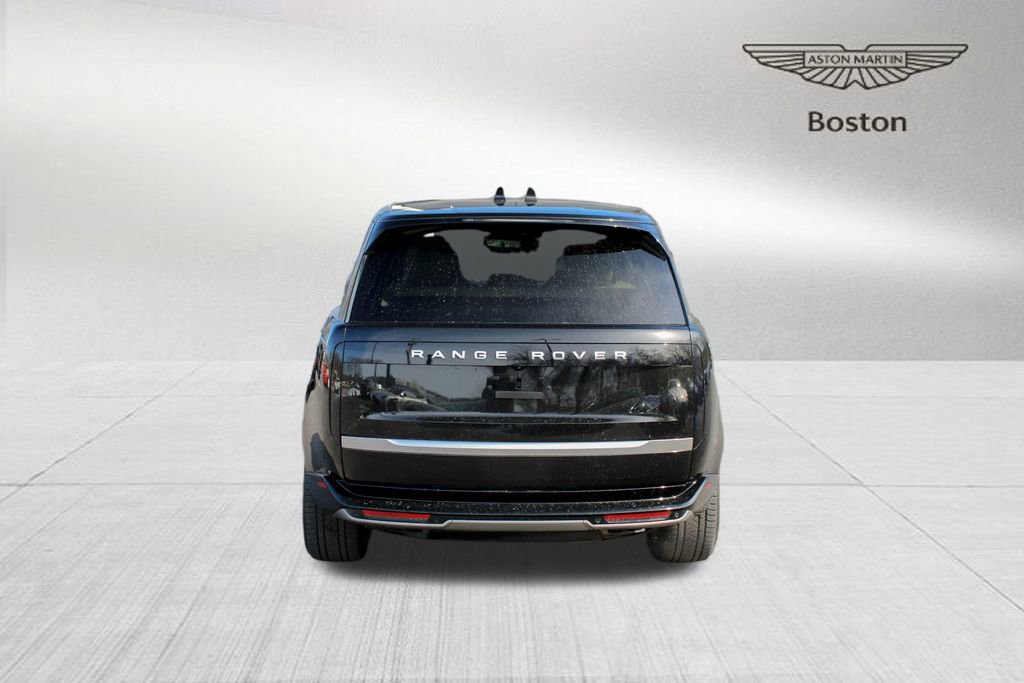 Used 2023 Land Rover Range Rover Long Wheelbase Autobiography image 5
