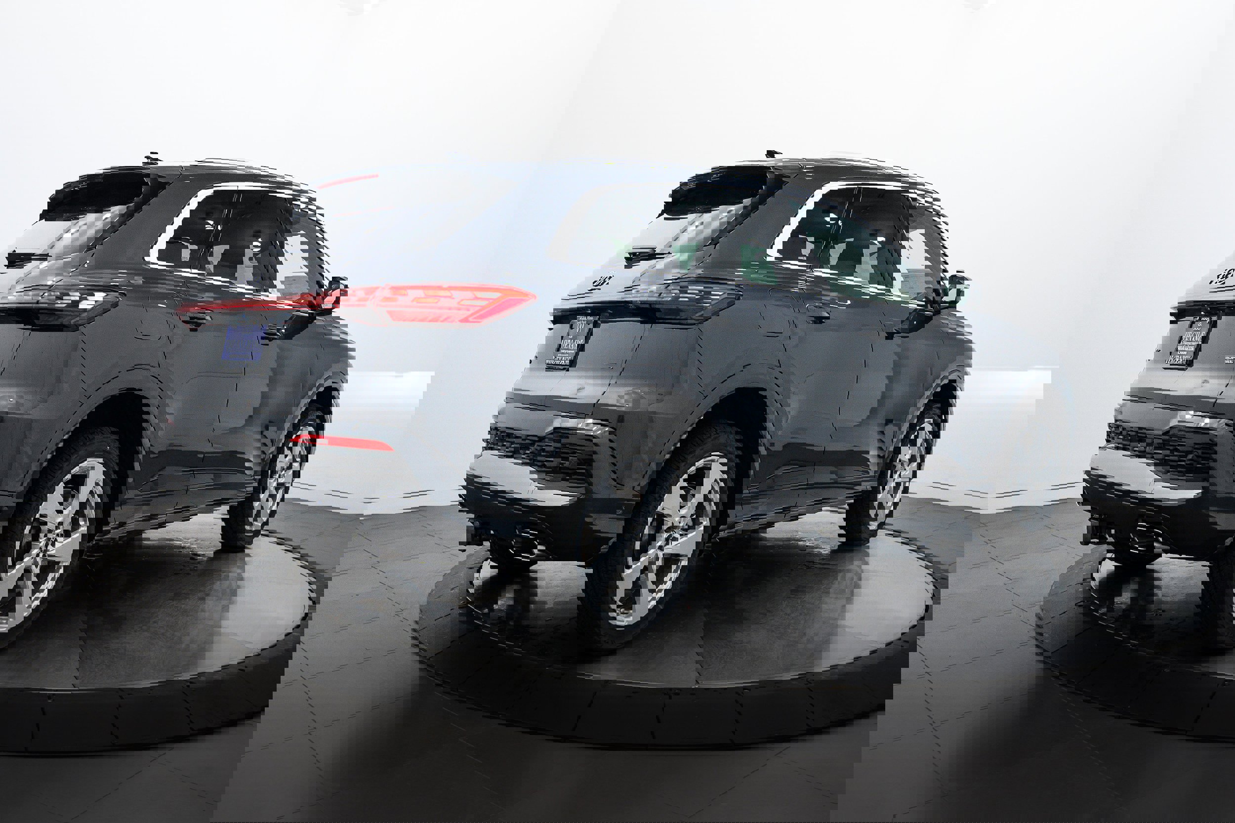 New 2025 Audi Q5 Premium Plus image 4