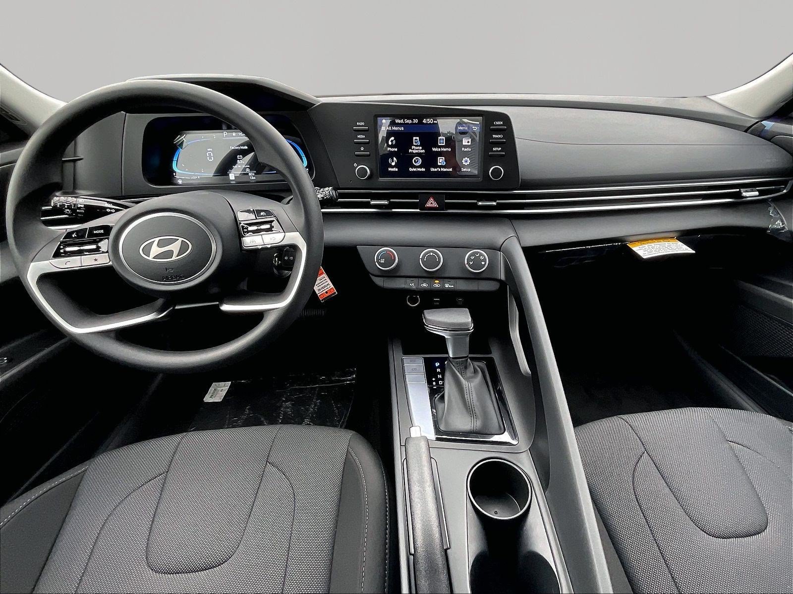 New 2026 Hyundai Elantra SE FWD image 10