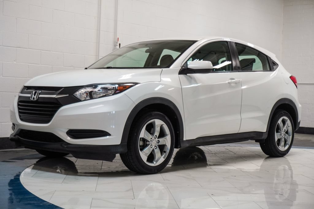 Used 2017 Honda HR-V LX image 4