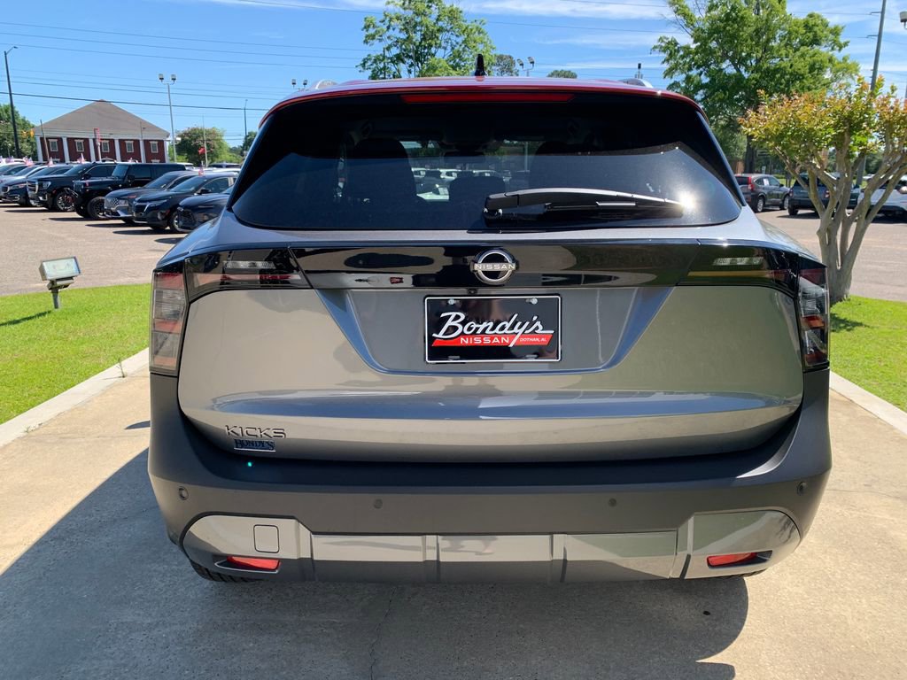 New 2026 Nissan Kicks SV FWD image 4