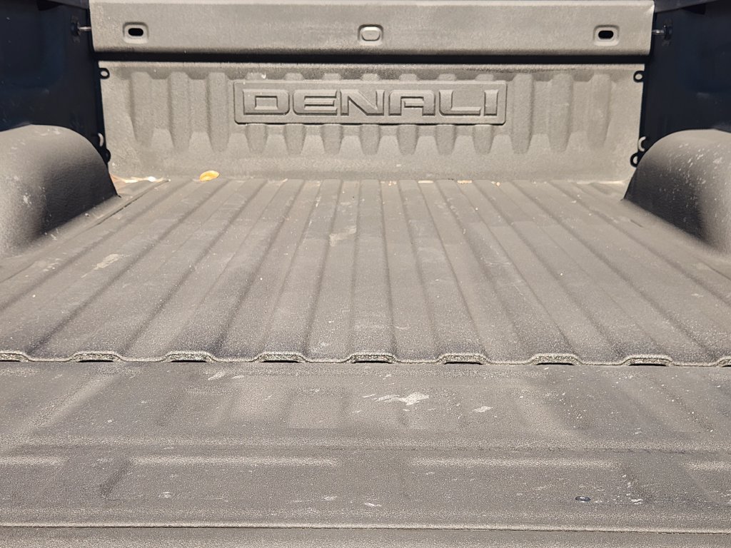 Used 2017 GMC Sierra 1500 Denali w/ Denali Ultimate Package AWD/4WD image 35