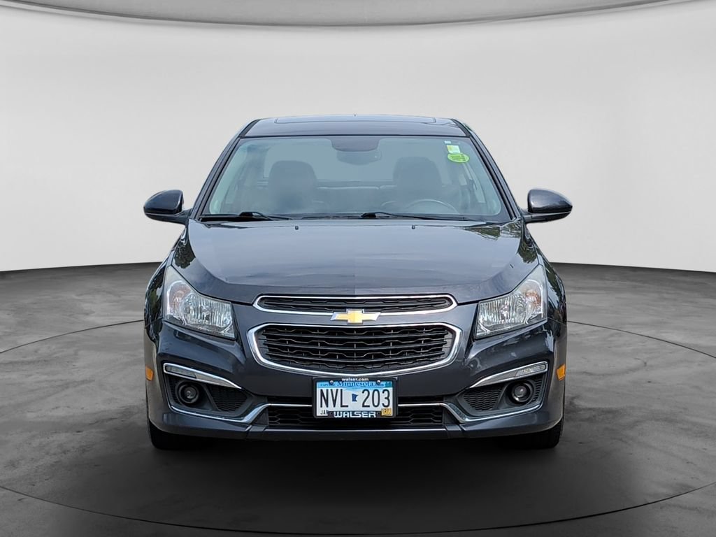 Used 2016 Chevrolet Cruze LT w/ Sun, Sound and Sport Package FWD image 2