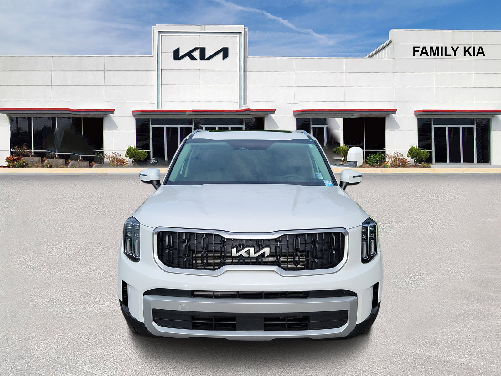 Certified 2025 Kia Telluride EX FWD image 2