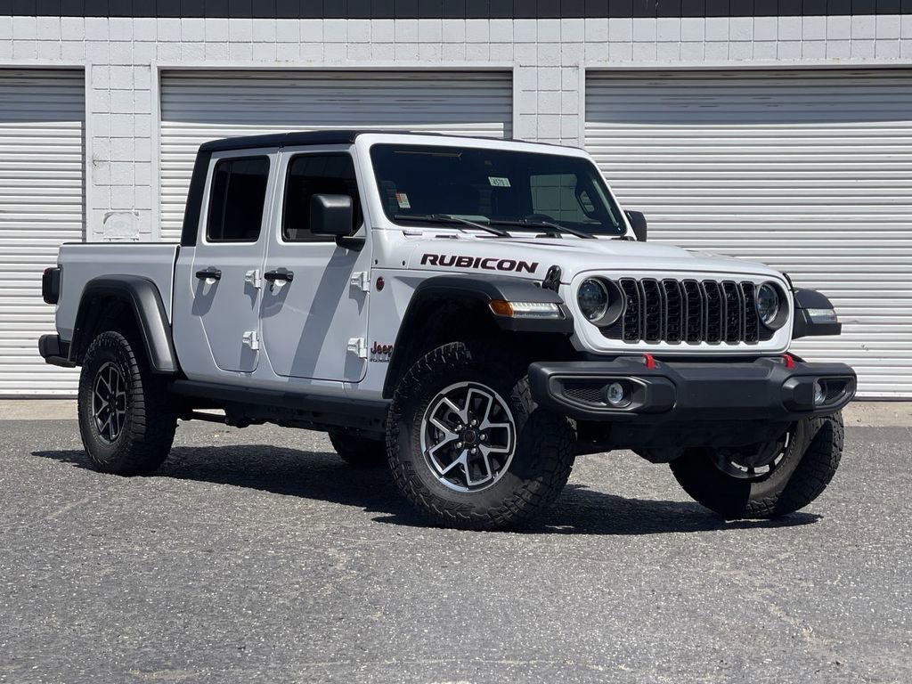 Used 2024 Jeep Gladiator Rubicon w/ Convenience Group