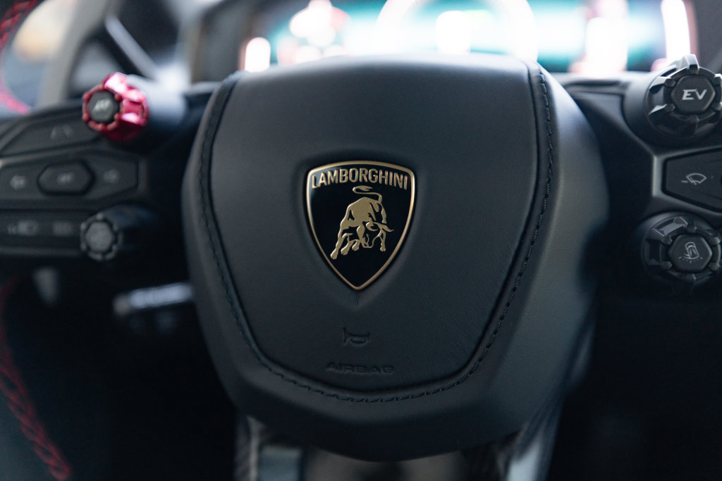 Used 2026 Lamborghini Temerario AWD/4WD image 35