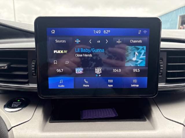 Used 2021 Ford Explorer XLT w/ Equipment Group 202A AWD/4WD image 14