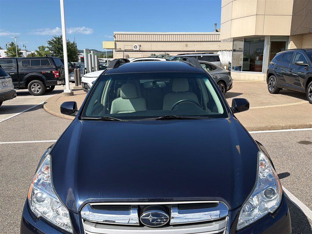 Used 2014 Subaru Outback 2.5i Premium AWD/4WD image 11