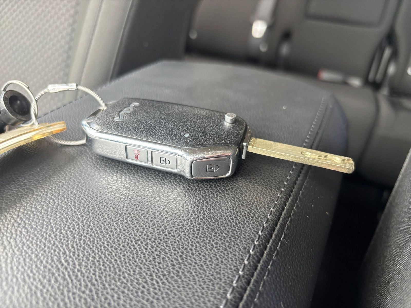 Used 2025 Kia Sportage LX image 21
