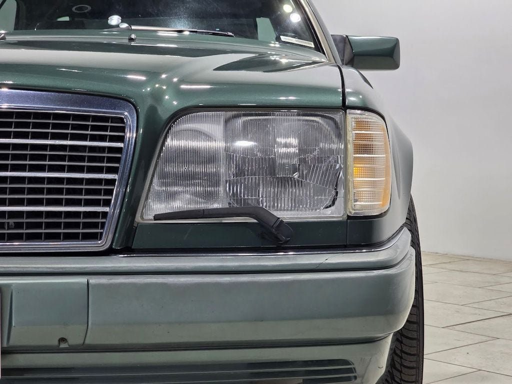 Used 1994 Mercedes-Benz E 320 Coupe image 17