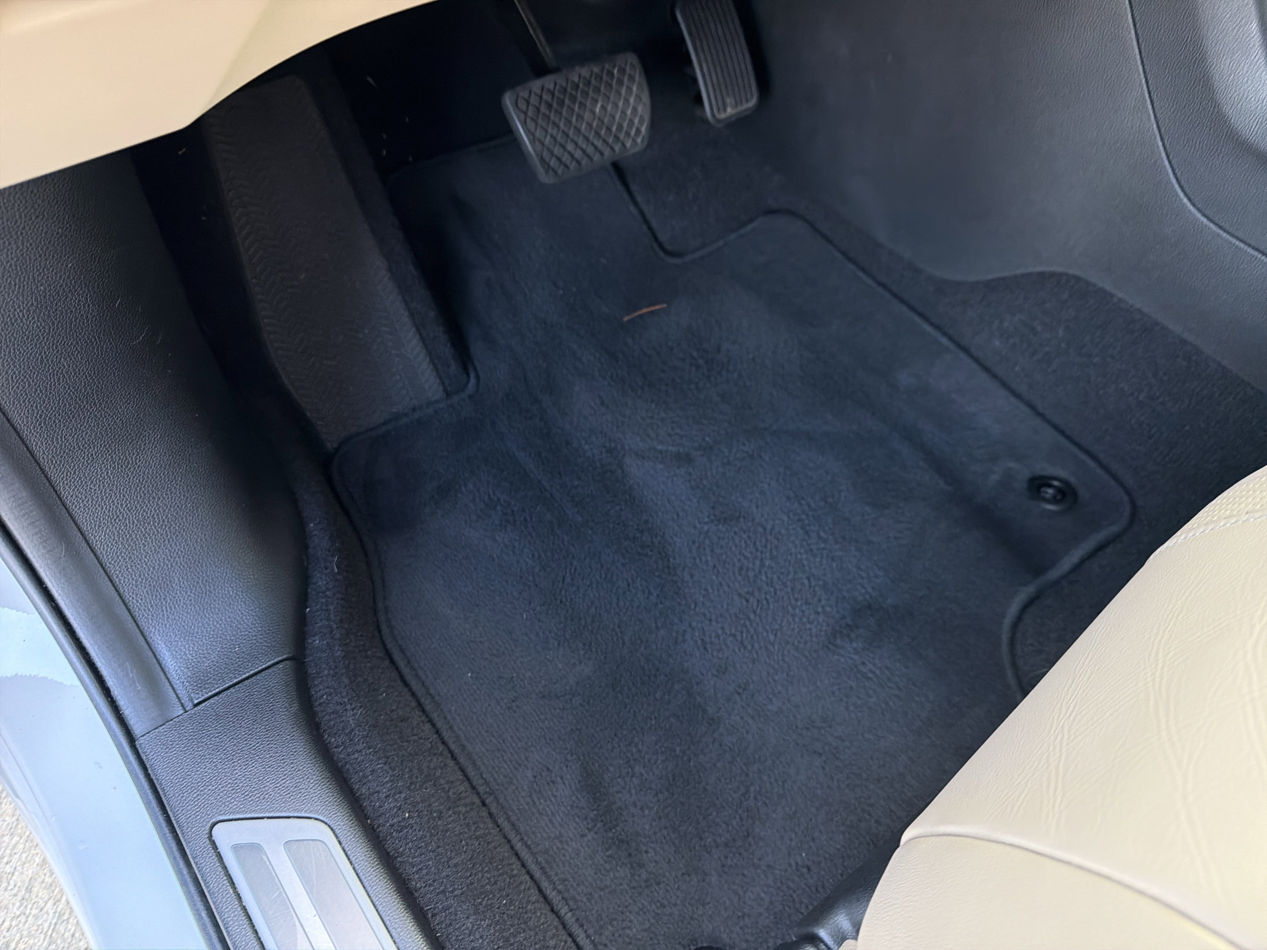 Certified 2023 Acura RDX FWD w/ Technology Package image 17