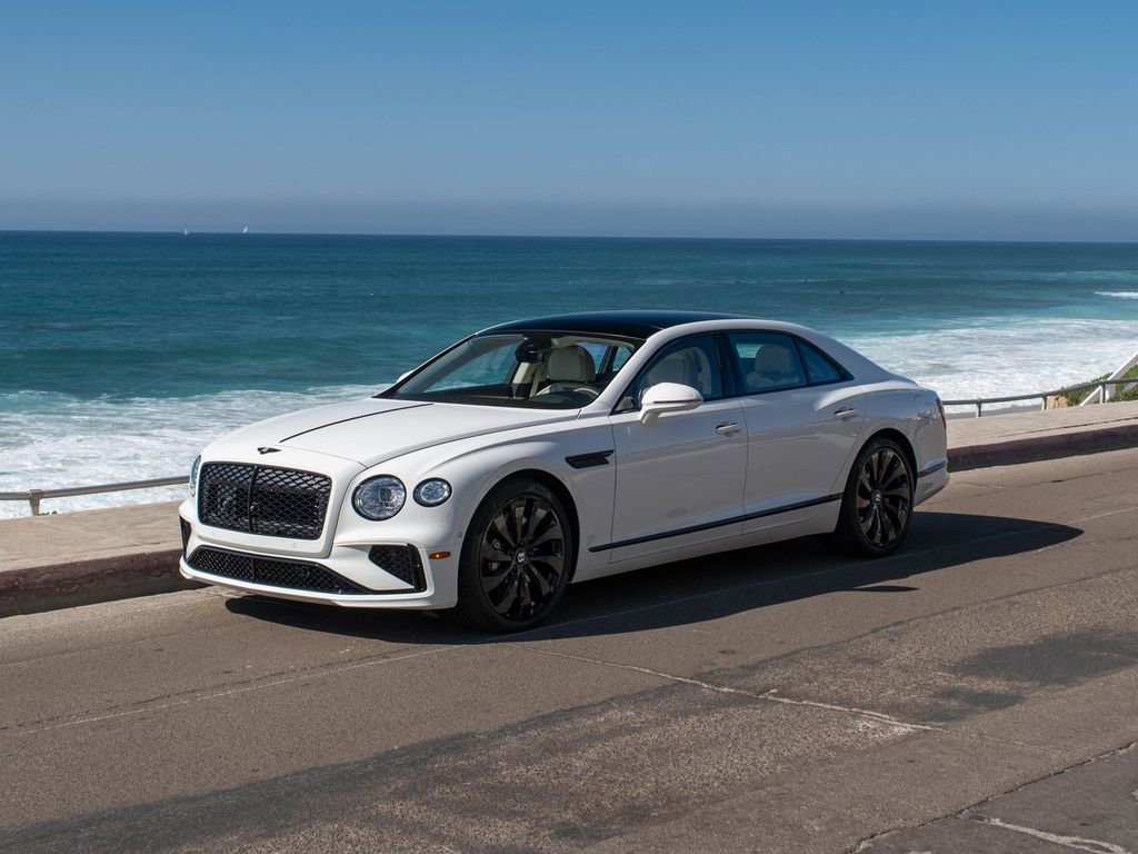 New 2026 Bentley Flying Spur Plug-In Hybrid AWD/4WD image 1