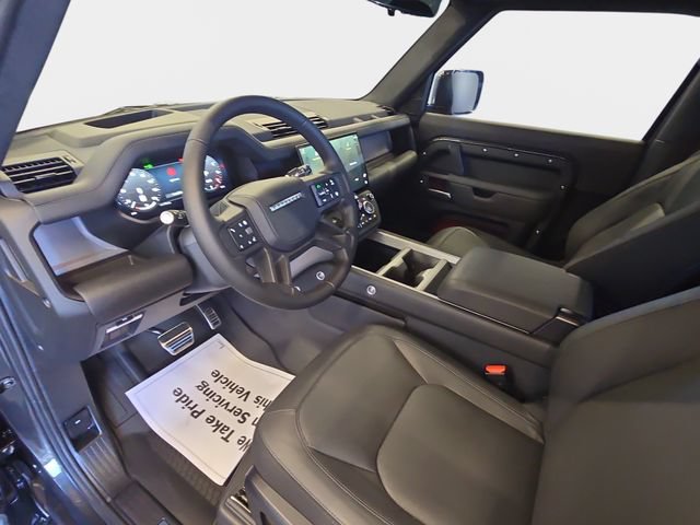 New 2026 Land Rover Defender 90 V8 AWD/4WD image 13