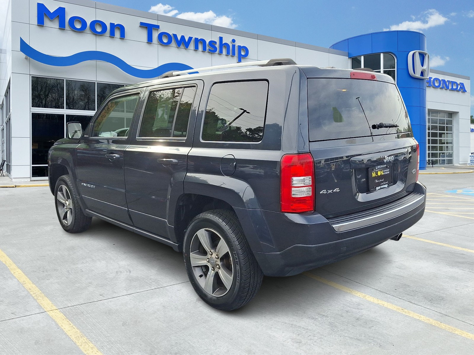 Used 2016 Jeep Patriot High Altitude AWD/4WD image 4