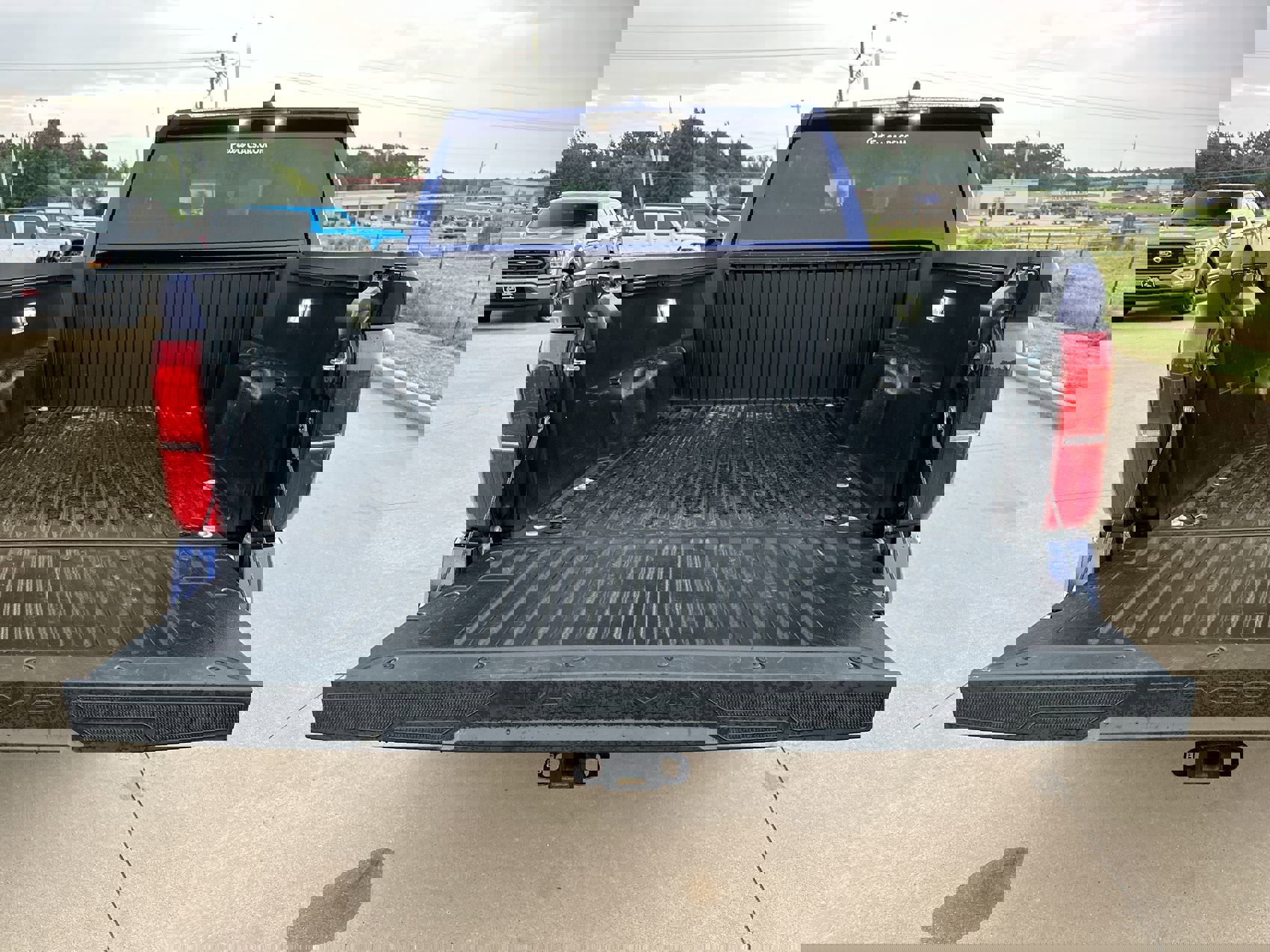 Used 2024 Toyota Tacoma TRD Off-Road image 22