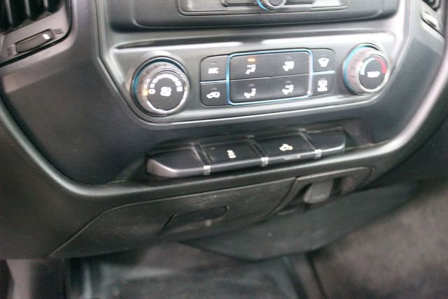 Used 2018 Chevrolet Silverado 1500 W/T w/ WT Convenience Package AWD/4WD image 16