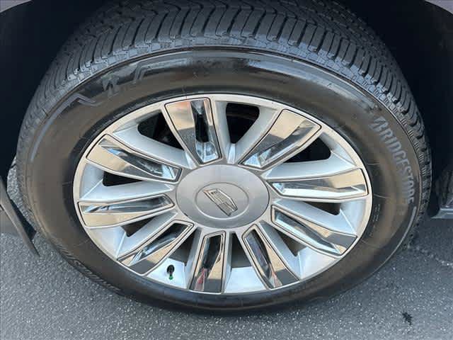 Used 2020 Cadillac Escalade Platinum RWD image 11