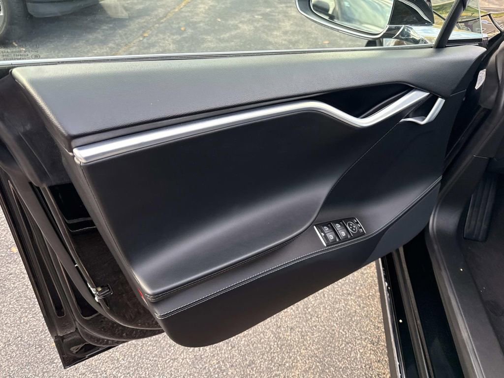 Used 2014 Tesla Model S image 18