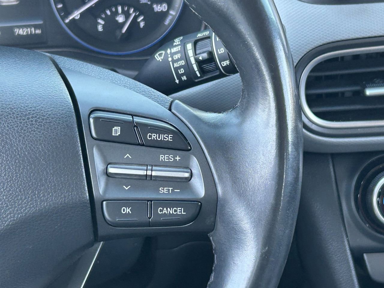 Used 2019 Hyundai Kona Ultimate FWD image 25
