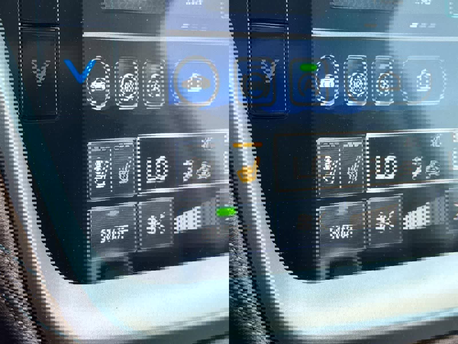 Used 2025 Subaru Outback Touring XT image 19