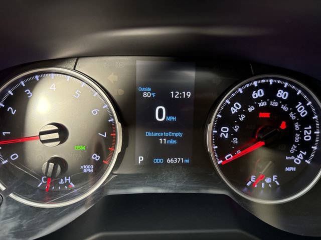 Used 2019 Toyota RAV4 XLE Premium w/ Cold Weather Package AWD/4WD image 16