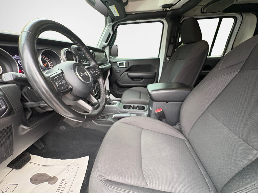 Certified 2022 Jeep Gladiator Sport AWD/4WD image 12