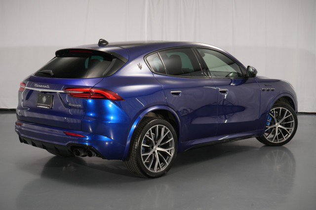 Used 2023 Maserati Grecale Modena AWD/4WD image 14