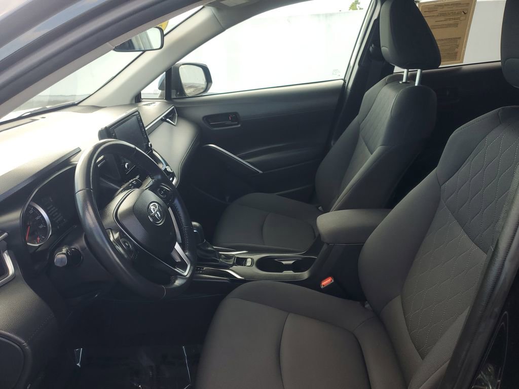 Used 2022 Toyota Corolla Cross LE image 14