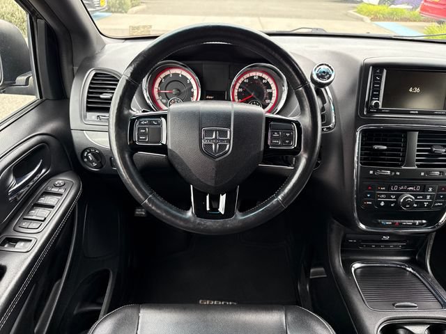 Used 2016 Dodge Grand Caravan SXT FWD image 30
