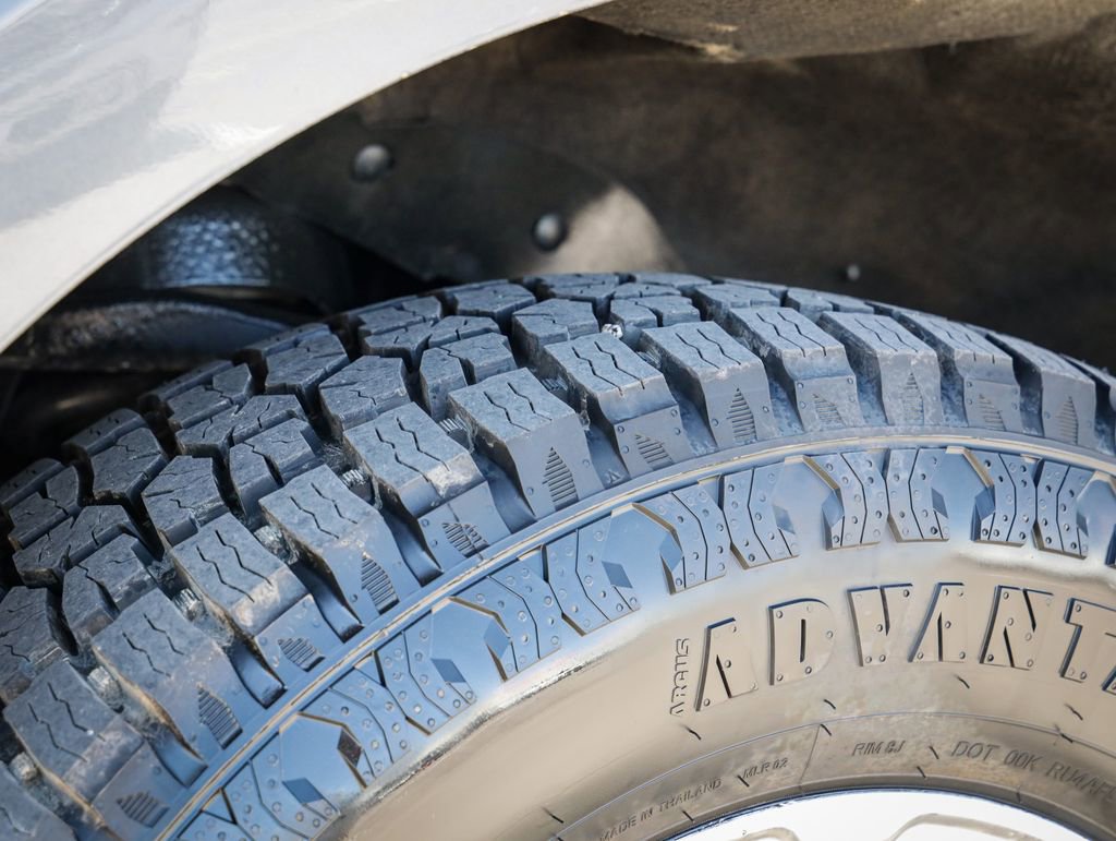 Used 2024 Ford F150 XLT w/ FX4 Off-Road Package AWD/4WD image 10