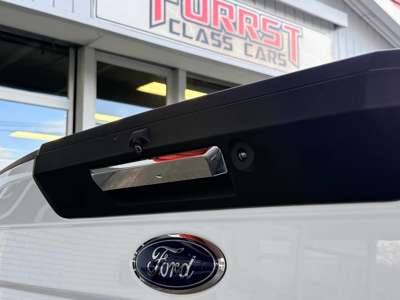 Used 2022 Ford F250 Lariat w/ Lariat Value Package image 10